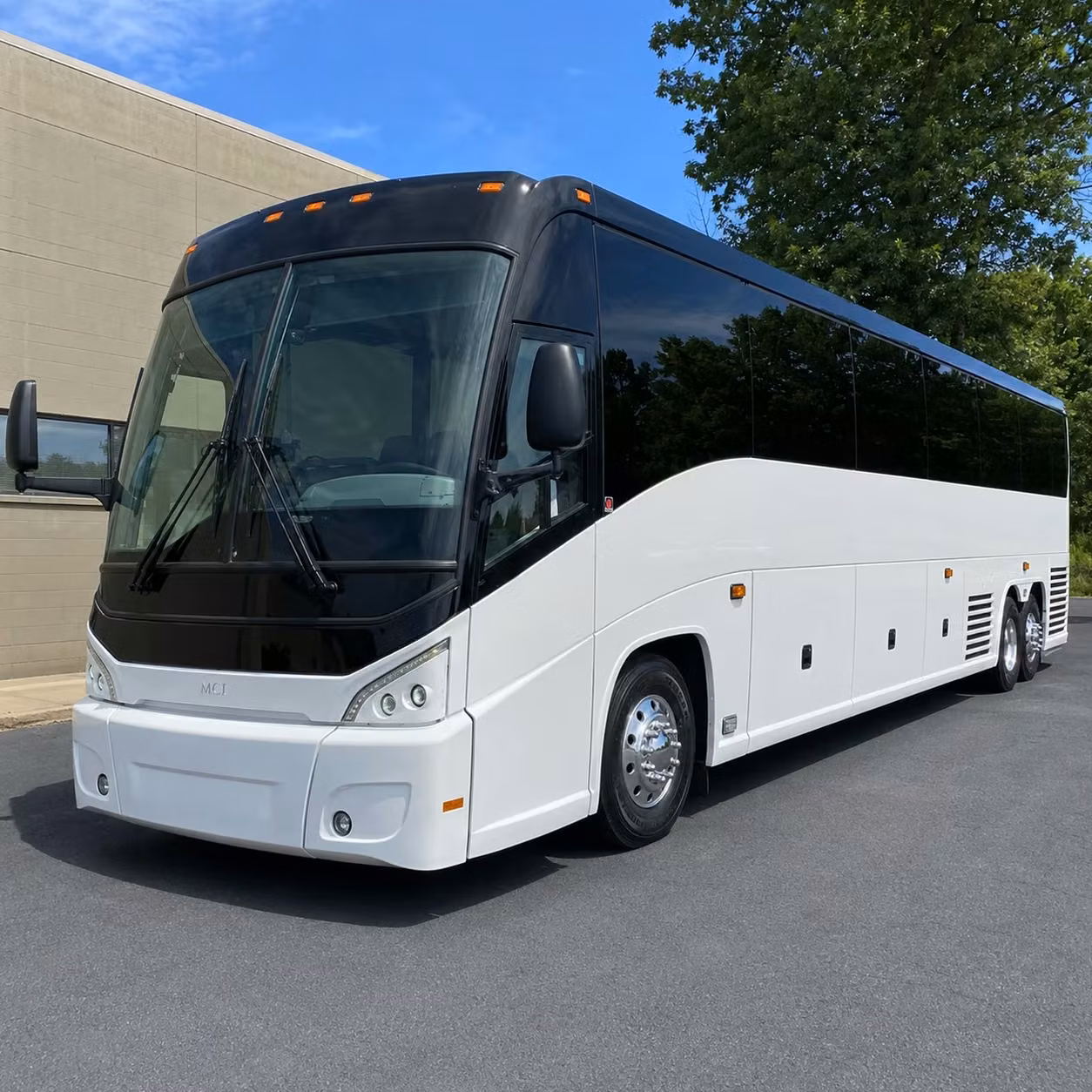 you can find and book long distance transportation in avondale and any nearby city