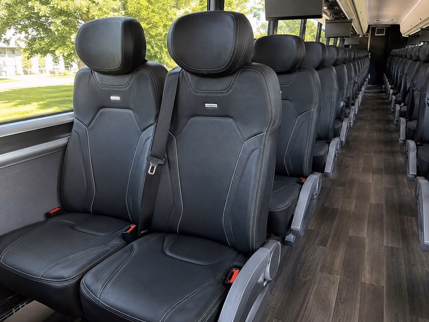 you can find and book prom transportation in avondale and any nearby city